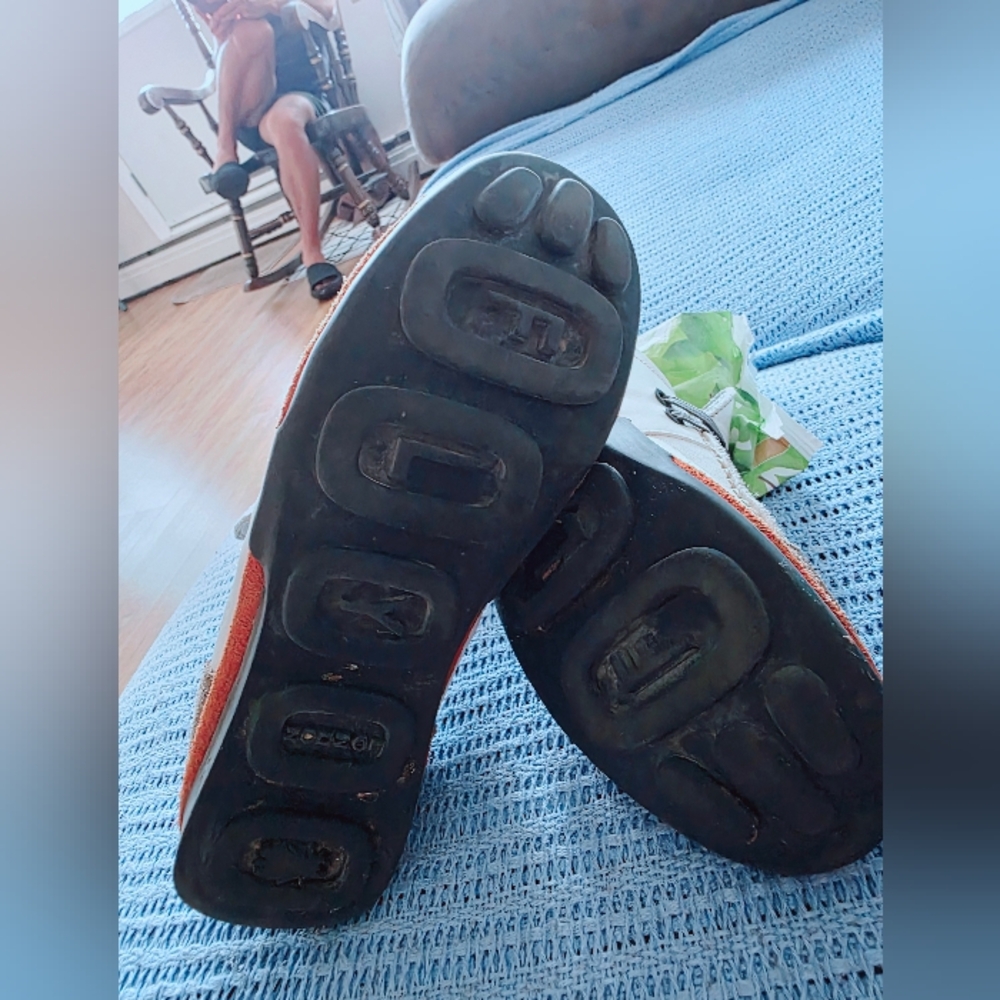 Black and Red Skechers Sneakers